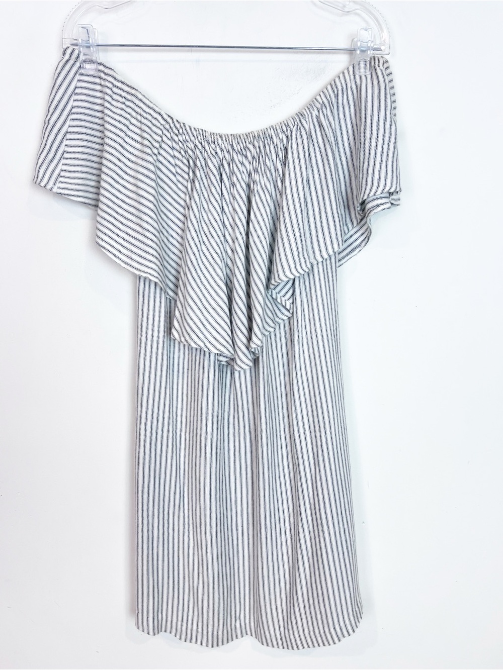 WAYF OFF-WHITE GRAY STRIPE OFF-SHOULDER RUFFLE NECKLINE DRESS SZ SMALL